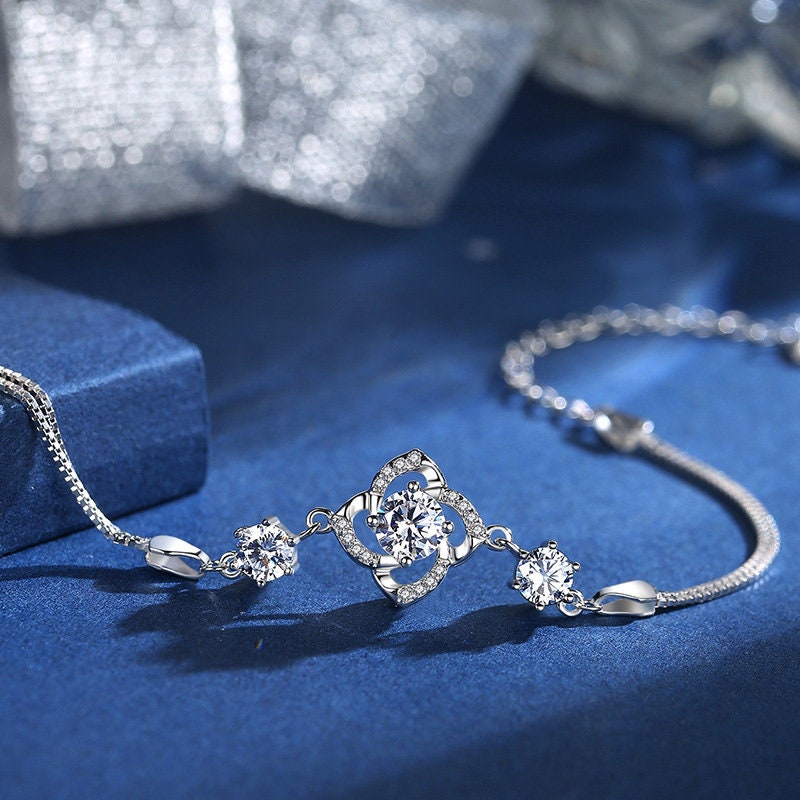Silver Four-leaf Clover New Bracelet for Women/Valentines Gift, Anniversary,Sister gift,Daughter, Mother's day gift, Gifts for her
